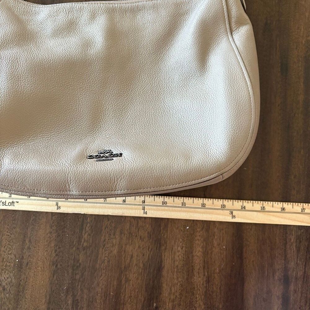 Coach 58036 Chelsea 32 Hobo Leather Shoulder Bag Taupe Classic - Picture 9 of 11